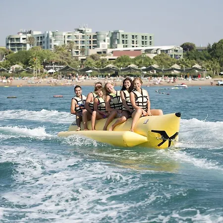 Limak Atlantis Deluxe אתר נופש באלאק