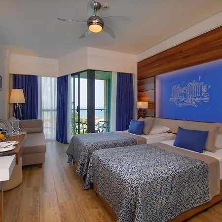Limak Atlantis Deluxe Resort