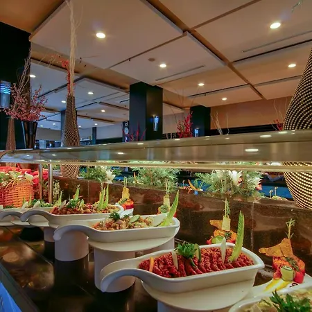 Limak Atlantis Deluxe 5* Belek