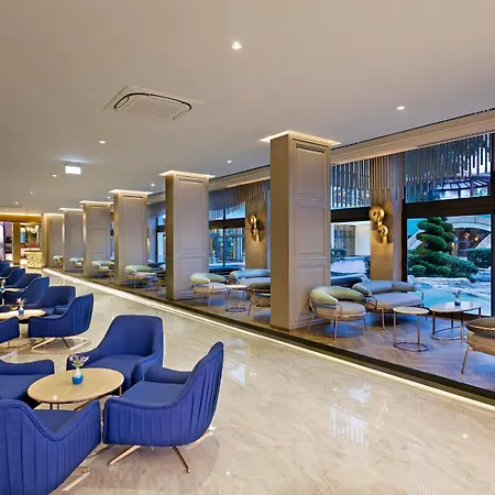 Limak Atlantis Deluxe Resort