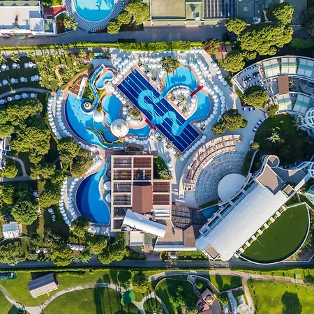 Limak Atlantis Deluxe Resort